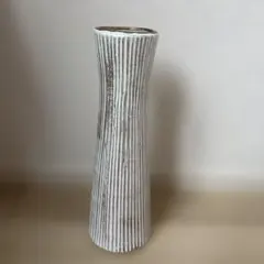 白と金のストライプ花瓶　フラワーベース