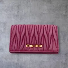 miumiu マトラッセ カードケース ピンク - メルカリ