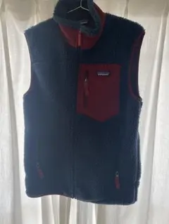 patagonia フリースベスト M ネイビー/レッド