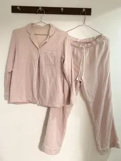 GU ピンク パジャマセット Sサイズ
