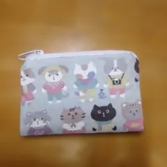 猫柄 ポーチ ハンドメイド コインケース 　ミニ　カード5枚くらい入ります。