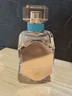 Tiffany & Co. ローズゴールド オードパルファム 50mLのサムネイル