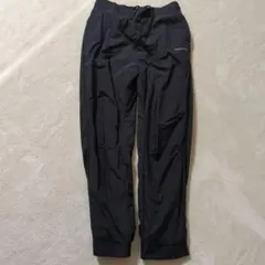 １回着用のみ　CONVERSE ブラックカジュアルパンツ　防寒　裏起毛　М〜Ｌ