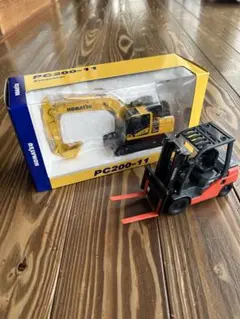 K*n様 重機模型　まとめ売り　PC200 コマツ　等　予備キャタピラセット Amazon.co.jp: 大割解体機 日立建機 ダイキャストモデル ZX200