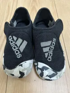 adidas サンダル　水陸両用16㎝