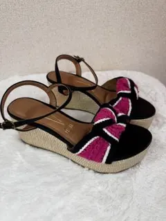 Vizzano ウェッジソール サンダル 黒とピンク