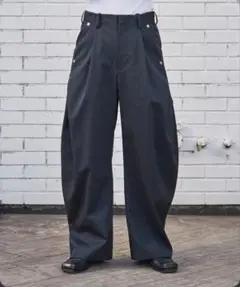 conz CURVE LEG TROUSERS GABAのサムネイル
