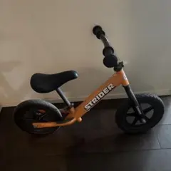 ストライダー　限定カラー:ベージュ　新品未使用 ストライダー 限定カラー:ベージュ 新品未使用