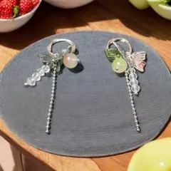 No.97　ピーチ蝶Lシルバーピアス（イヤリング変更可）