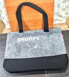 非売品[トートバッグ]SUNTORY　PEANUTS　スヌーピー フェルト製