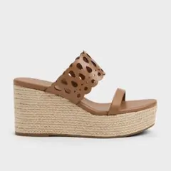 新品 CHARLES&KEITH ウェッジサンダル 38のサムネイル