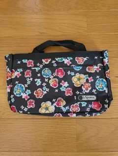 新品 LeSportsac ノルマンディ花柄 バッグインバッグのサムネイル
