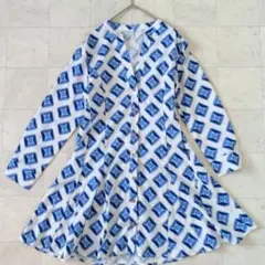 SHEIN 幾何学柄ミニワンピース 長袖 フレア ブルー VネックXS