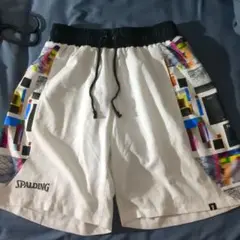 SPALDING バスケットボールパンツ Mサイズ ホワイト/マルチカラー
