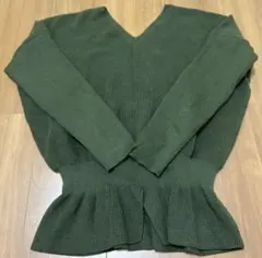 ペプラム ニット