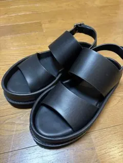 【1度のみ使用】プラットフォームクロスサンダル ブラック36 1度のみ使用】プラットフォームクロスサンダル ブラック36 - メルカリ
