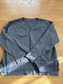 cocaダークグレー Vネック 長袖ニット　 Mサイズ