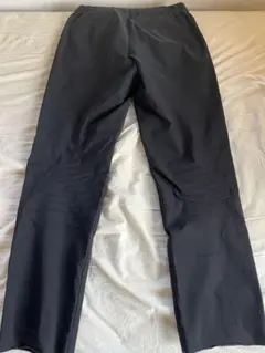 UNIQLO ユニクロ セオリー 感動イージーパンツ 黒 丈標準72～78cm