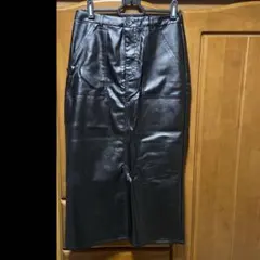 グレイル　レザー　タイトスカート