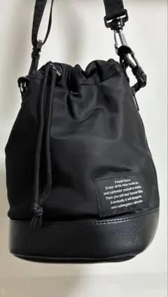 GU x UNDERCOVER ショルダーバッグ ブラック