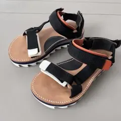 Hender Scheme エンダースキーマ　webb ウェブ　サンダルのサムネイル