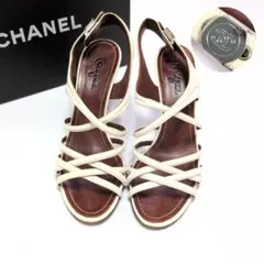CHANEL✨マトラッセ ココマーク ホワイトレザー ストラップサンダルのサムネイル