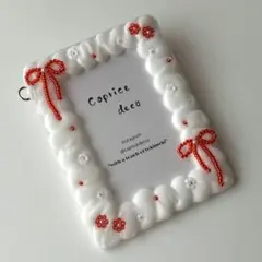 No.70 ホイップデコ　ビーズ　リボン　花　赤　B8 トレカケース　硬質カード