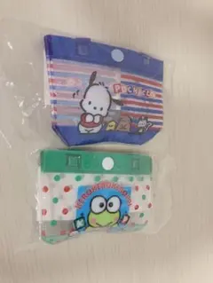 サンリオ　プールバッグ風　ミニポーチ　ガチャ　けろっぴ　ポチャッコ