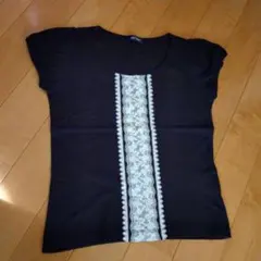 EASTBOY ブラック プリント 半袖Tシャツのサムネイル