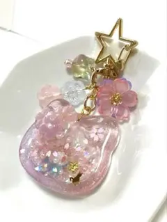 猫　ねこ　ネコ　キーホルダー　桜　さくら　シャカシャカ　シェイカー　オイルあり