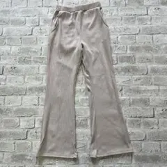 ティティベイト リブフレアパンツ ベージュ S ウエストゴム イージーパンツのサムネイル