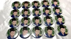 【バラ売り可】奈良シカマル　食べ歩き　缶バッジ　キャラストリート