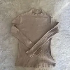 UNIQLO ベージュ リブ編み ハイネック M