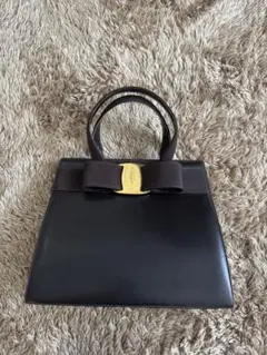 Ferragamo フェラガモ レザーハンドバッグ