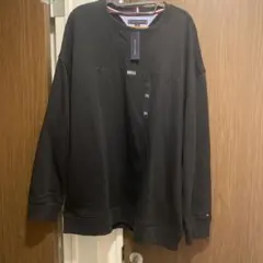 TOMMY HILFIGERブラックトレーナー2XL