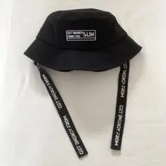 未使用 リボン付き バケットハット キッズ 帽子 黒 54cm バースデイ