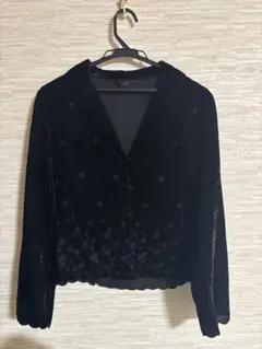 J&R 黒 ベルベット 刺繍 長袖シャツのサムネイル
