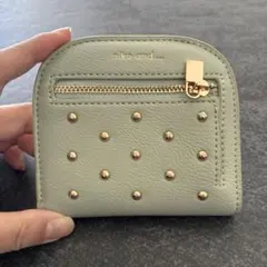 niko and ... 薄緑 スタッズ 二つ折り財布
