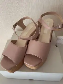 NUOVO ピンク プラットフォームサンダル