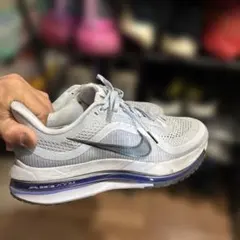 Item thumbnail for item e7cdb00e-c4c2-4069-a086-f13268500343