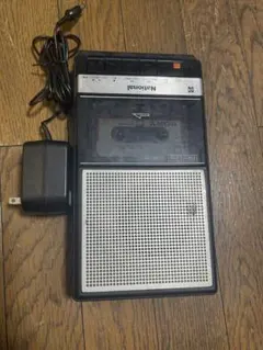 昭和レトロ　ポータブル　カセット　レコーダー　プレイヤー Amazon.co.jp: Riptunes ポータブルカセットプレーヤー