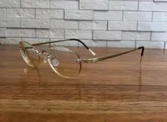 金