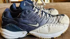 ヴィンテージ NIKE スニーカー 本物の運動靴 サイズ 27.5