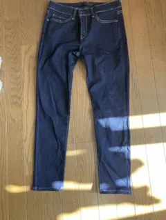 ユニクロM 濃紺 ストレートデニム 27サイズ