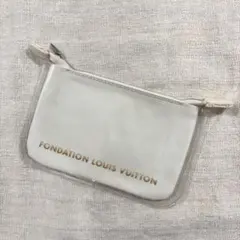 LOUIS VUITTON FONDATION ポーチ ホワイト 美術館 レアのサムネイル