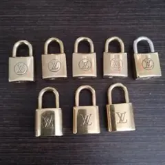 ルイヴィトン LV 南京錠 カデナ　パドロック ゴールド 鍵なし 8個セット