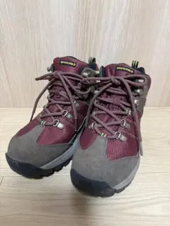 Item thumbnail for item 89debd6b-11ad-4386-be42-1f8c7d3074c6