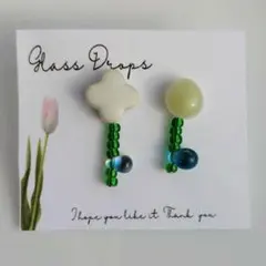 ガラス ドロップス サージカルステンレス ピアス ホワイト タイル お花