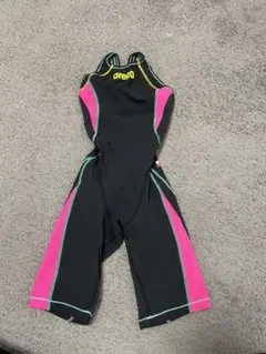 arena スポーツ用水着 ブラック/ピンク