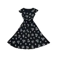 Laura Ashley ロング ワンピース ベルトリボン 薔薇 黒 半袖